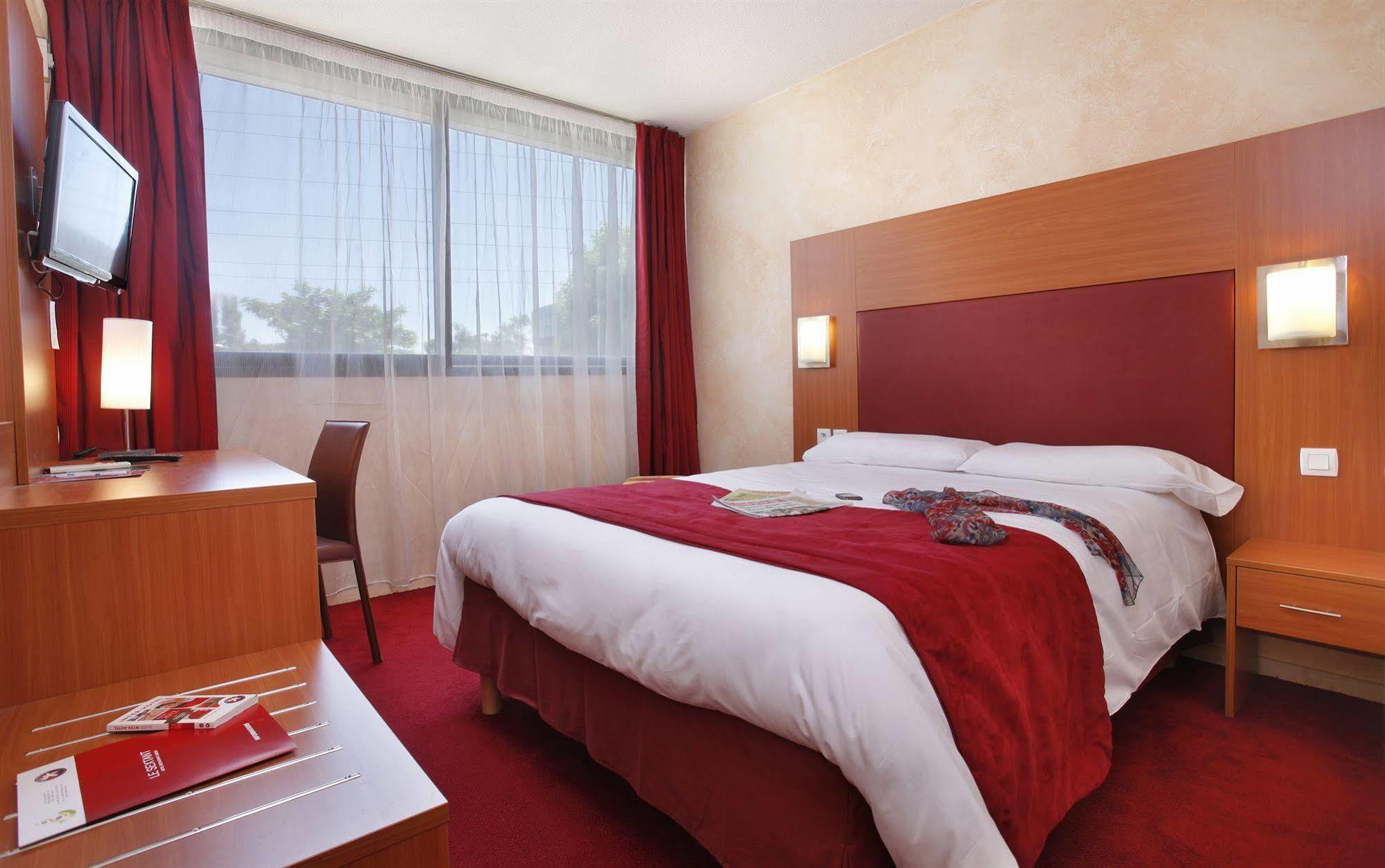 Labège The Originals City, Hotel Le Sextant, Toulouse Sud מראה חיצוני תמונה